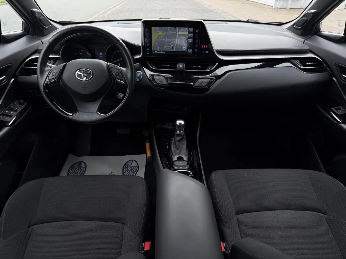 1.8 Hybrid Style - NAVI/ACC/CAMERA/JBL/NAP