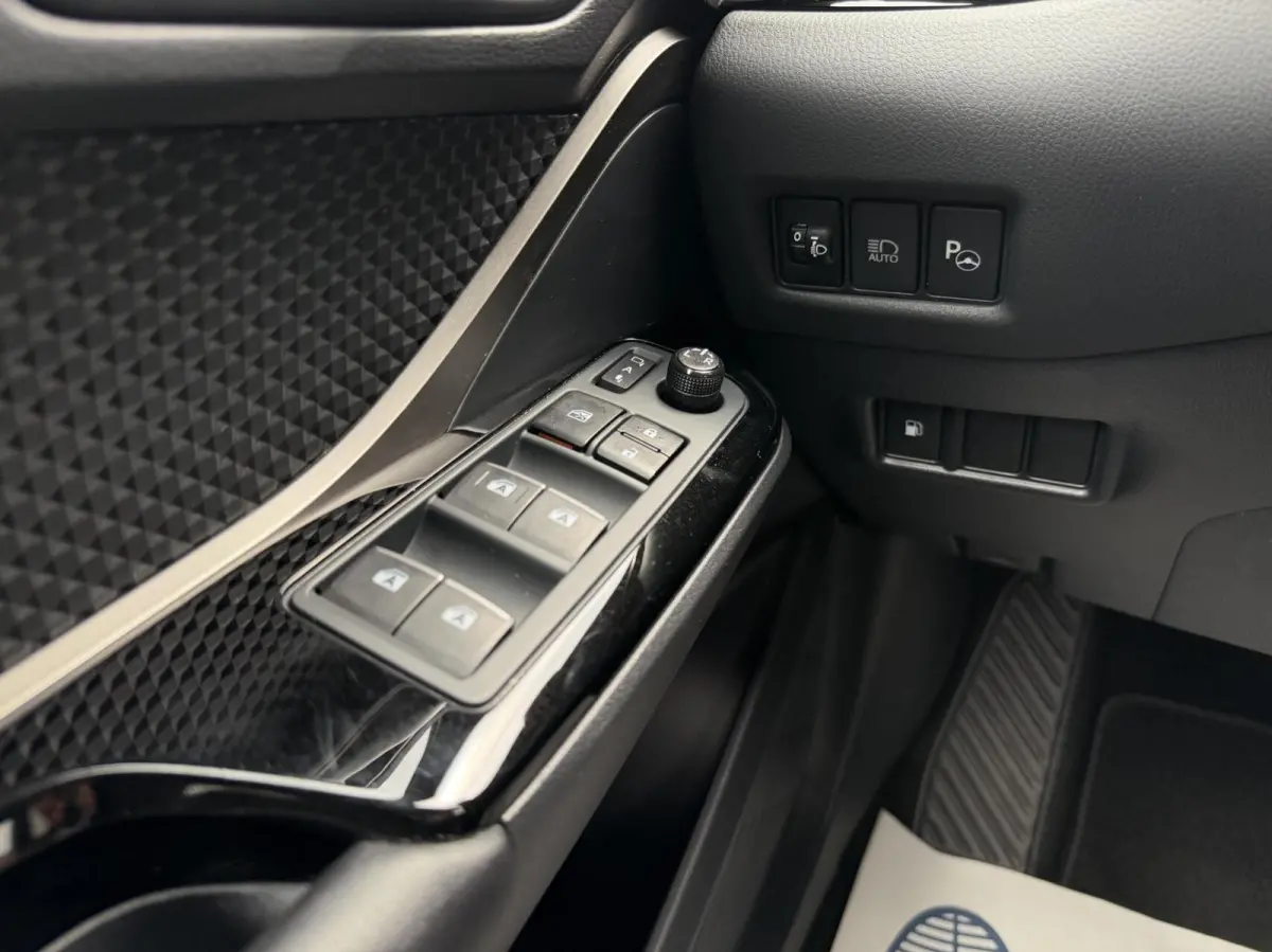1.8 Hybrid Style - NAVI/ACC/CAMERA/JBL/NAP