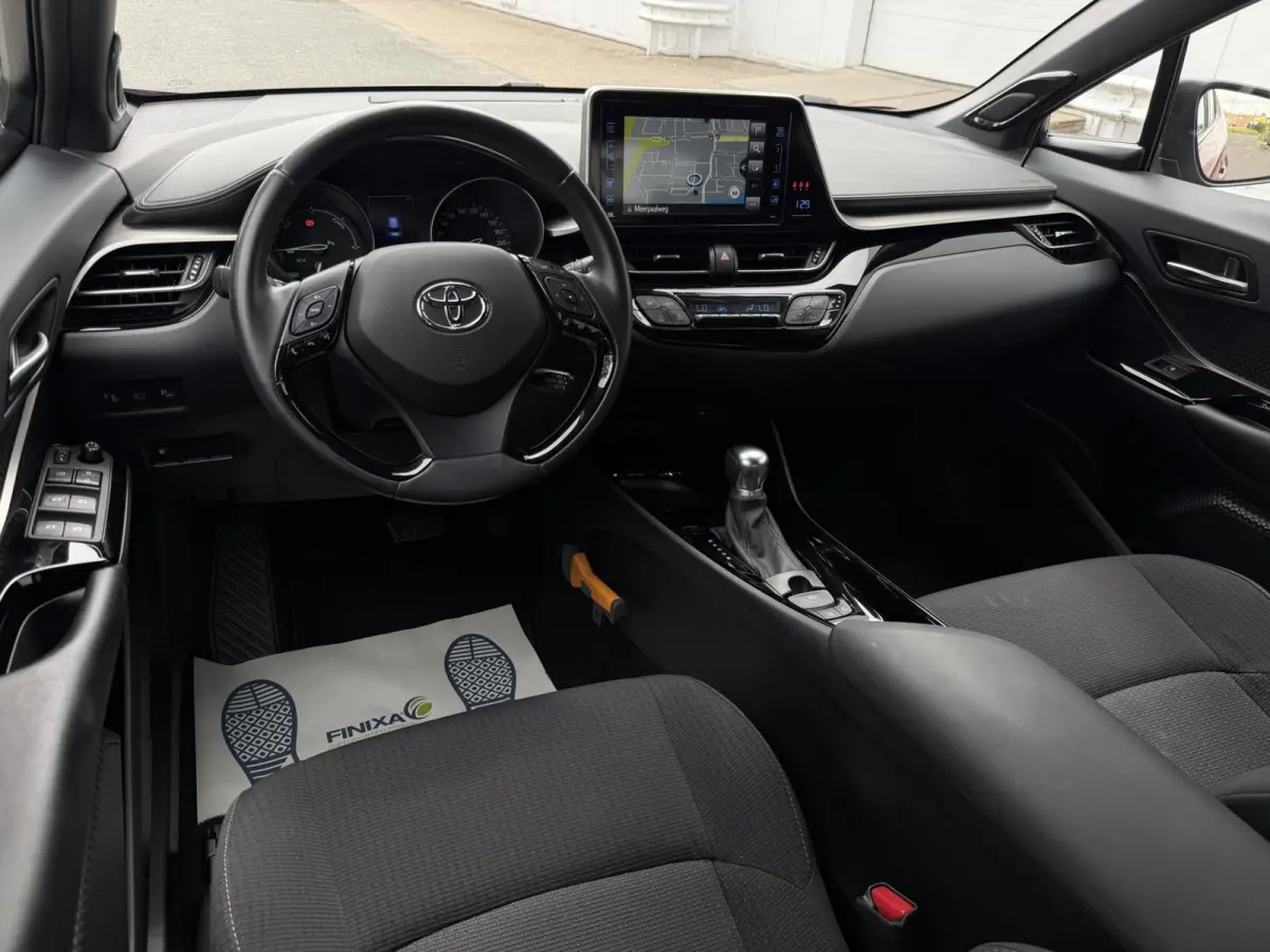 1.8 Hybrid Style - NAVI/ACC/CAMERA/JBL/NAP