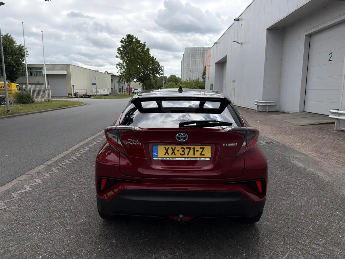 1.8 Hybrid Style - NAVI/ACC/CAMERA/JBL/NAP