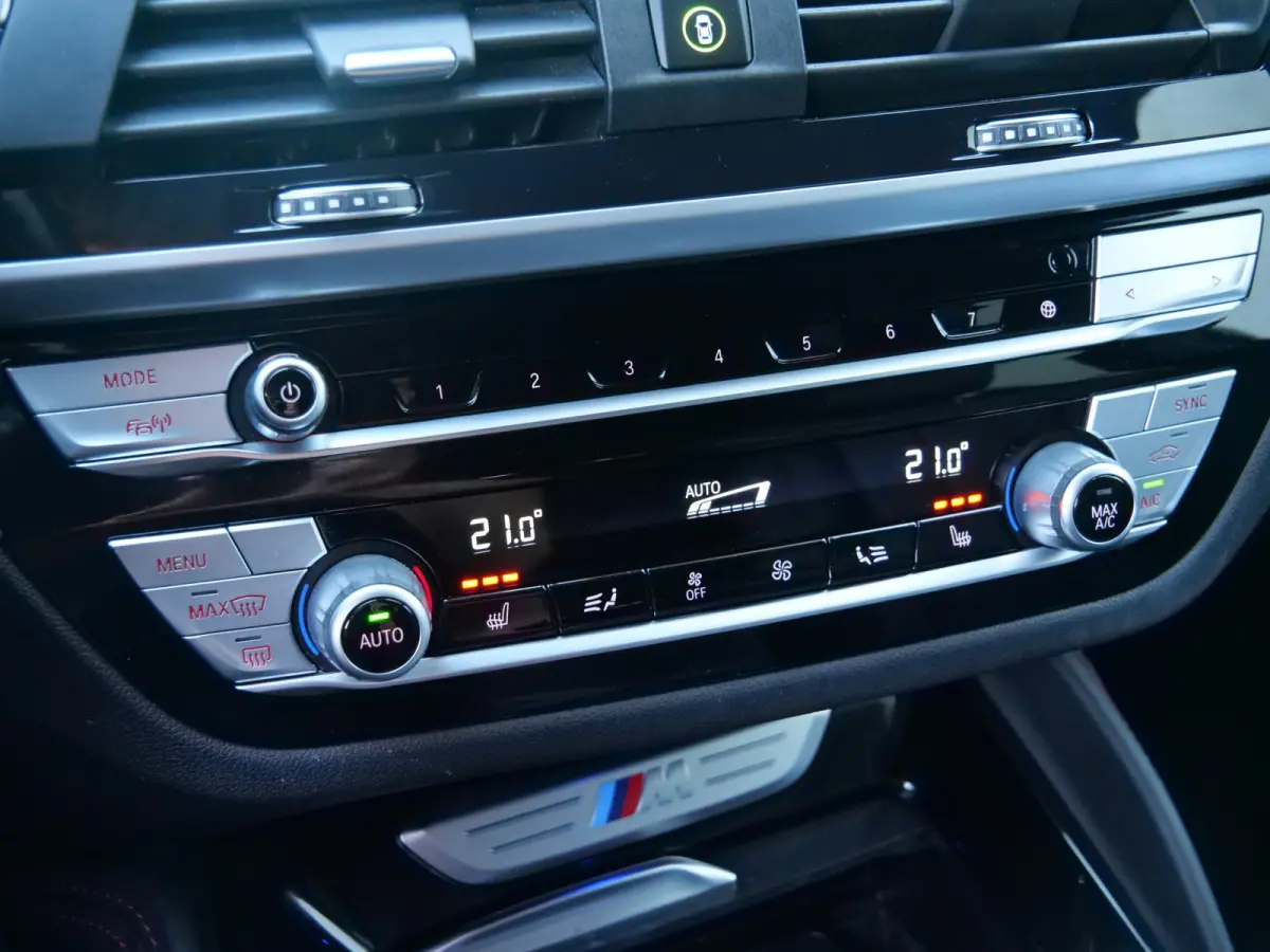M40i High 361pk Executive Edition M-Sport Automaat Stuurverwarming / Trekhaak / El. stoelen / Harman Kardon