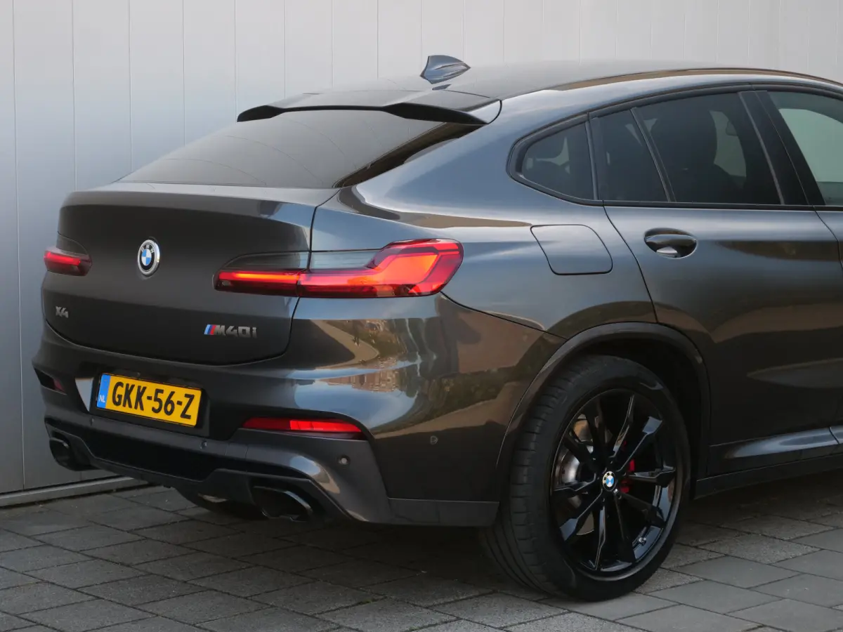 M40i High 361pk Executive Edition M-Sport Automaat Stuurverwarming / Trekhaak / El. stoelen / Harman Kardon