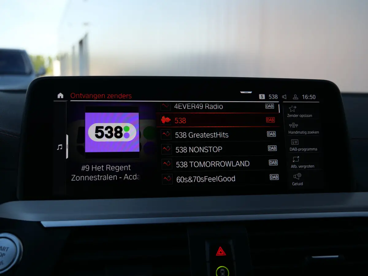 M40i High 361pk Executive Edition M-Sport Automaat Stuurverwarming / Trekhaak / El. stoelen / Harman Kardon