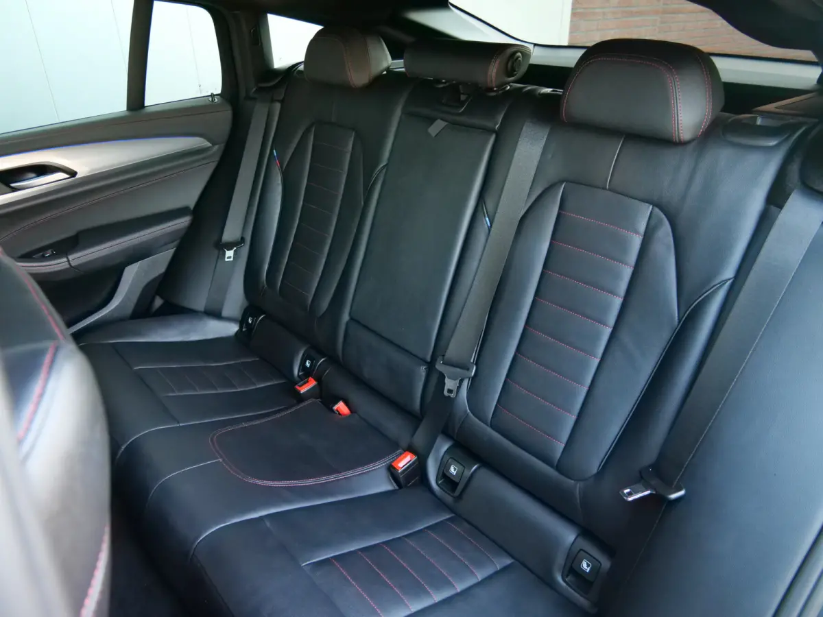 M40i High 361pk Executive Edition M-Sport Automaat Stuurverwarming / Trekhaak / El. stoelen / Harman Kardon