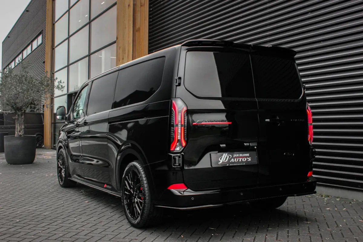 Cust. L2H1 Limited 71 kWh 218PK / JB- EDITON / CAMERA / 370KM RANGE / APPLE CARPLAY /DRIVERS- PACK /FULL OPTION