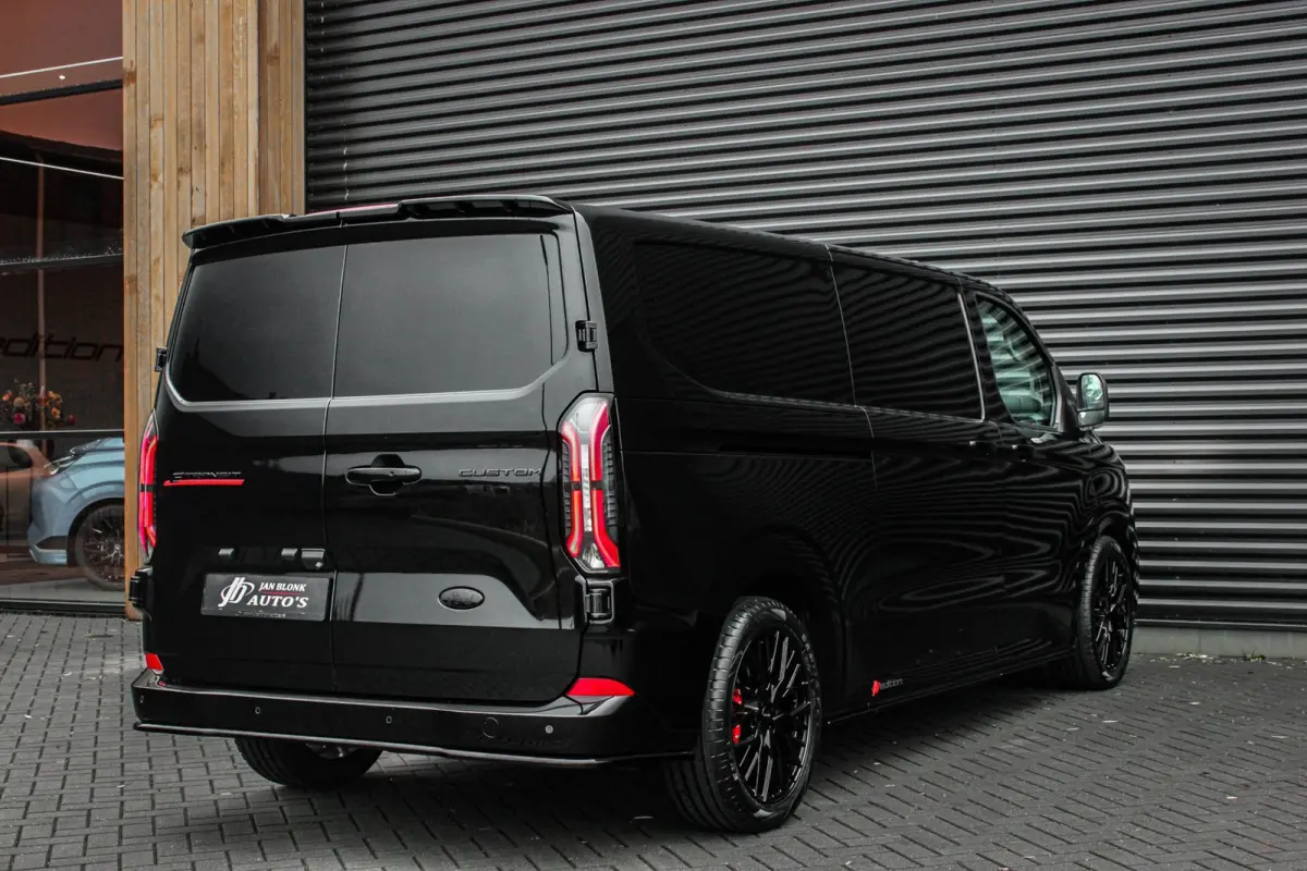 Cust. L2H1 Limited 71 kWh 218PK / JB- EDITON / CAMERA / 370KM RANGE / APPLE CARPLAY /DRIVERS- PACK /FULL OPTION