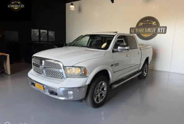 1500 5.7 V8 Quad Cab 6'4 LARAMIE veel opties!