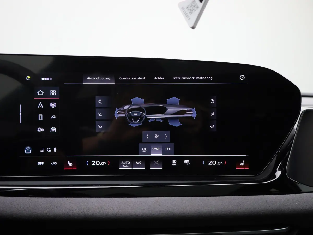 Avant 2.0 quattro S edition Competition 367 PK | S-line | Navigatie | 360 Camera | Panorama Glasdak | Stoelverwarming | Privacy glas | Lichtmetalen velgen |