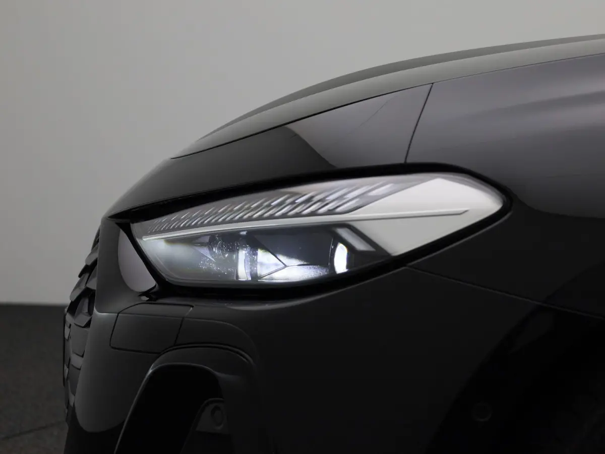 Avant 2.0 quattro S edition Competition 367 PK | S-line | Navigatie | 360 Camera | Panorama Glasdak | Stoelverwarming | Privacy glas | Lichtmetalen velgen |