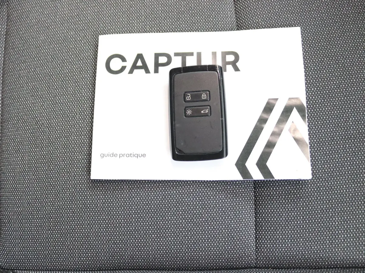 techno full hybrid E-Tech 160 | Google Navigatie | Parkeercamera | Climate Control |
