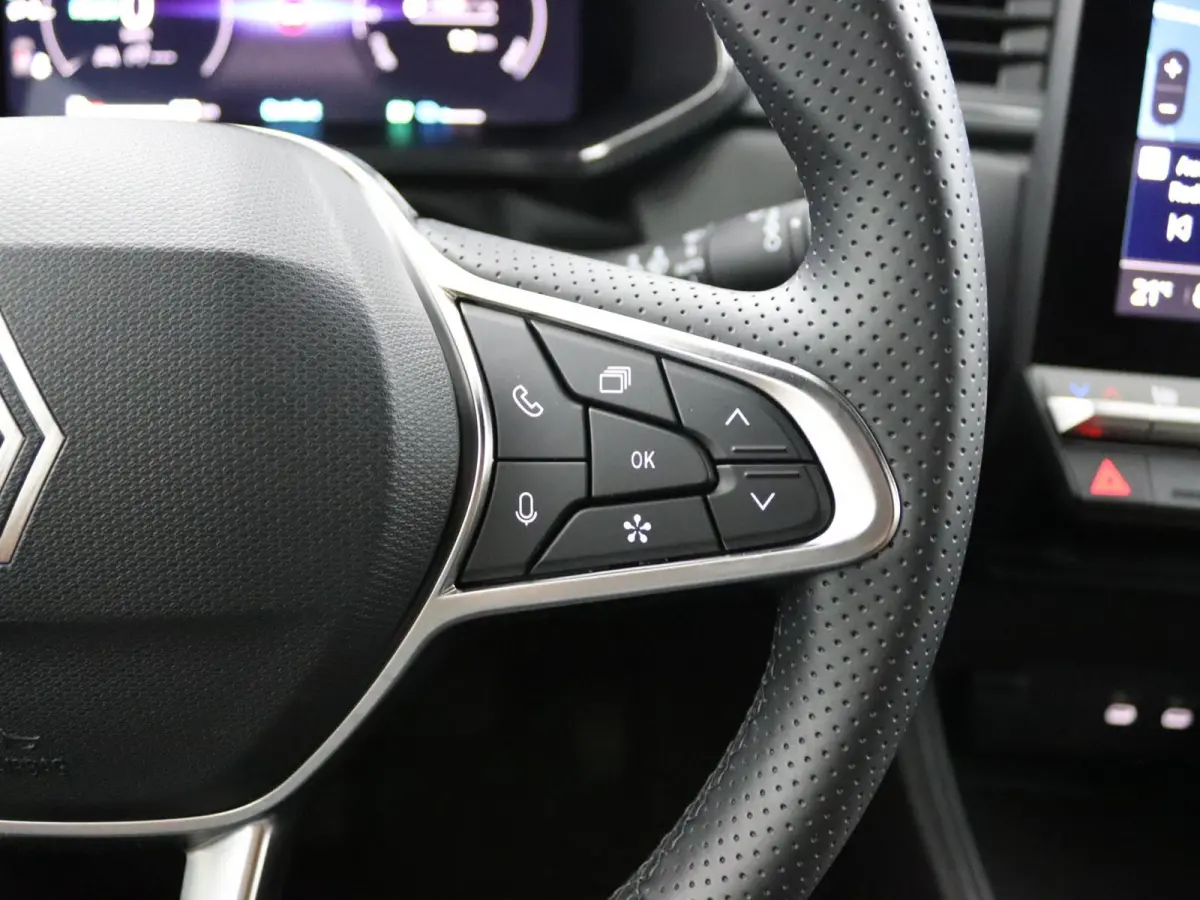 techno full hybrid E-Tech 160 | Google Navigatie | Parkeercamera | Climate Control |