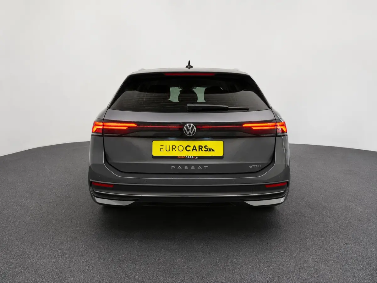 1.5 eTSI Business Navigatie Apple Carplay Android Auto Camera Parkeerhulp Adaptive Cruise Control Stoel- en stuurverwarming Memory stoelen Virtual Cockpit Climate Control