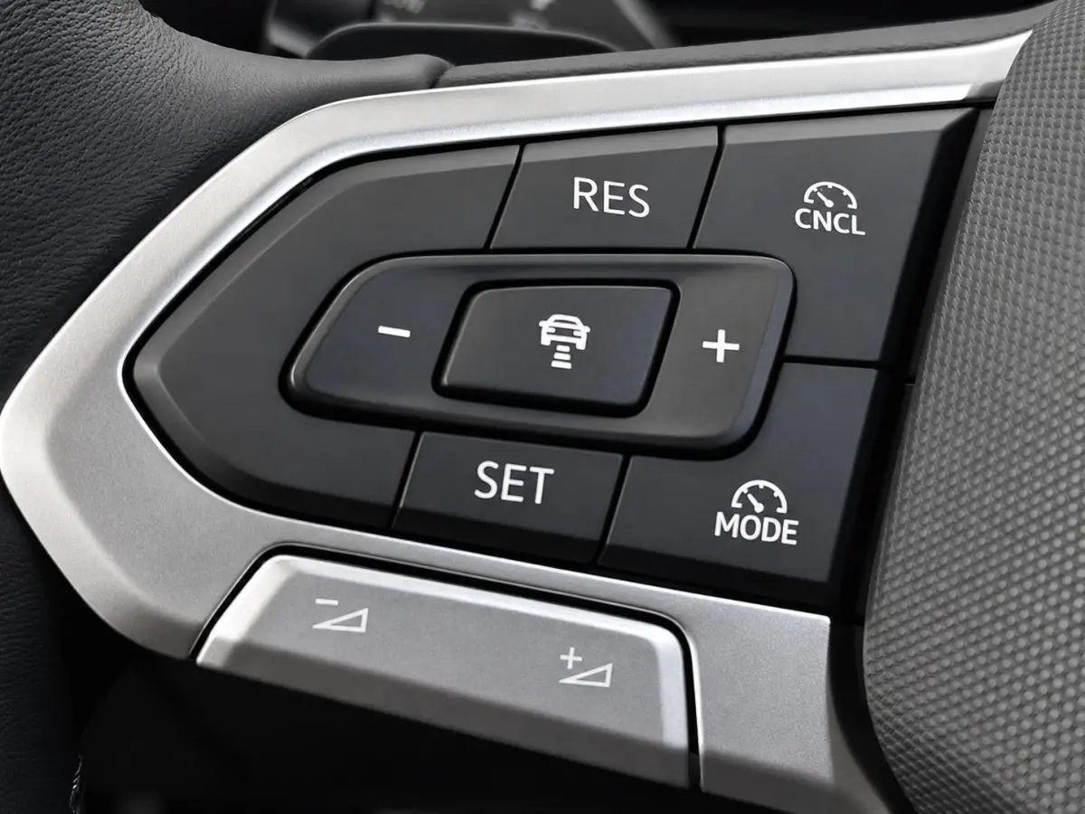 1.5 eTSI Business Navigatie Apple Carplay Android Auto Camera Parkeerhulp Adaptive Cruise Control Stoel- en stuurverwarming Memory stoelen Virtual Cockpit Climate Control