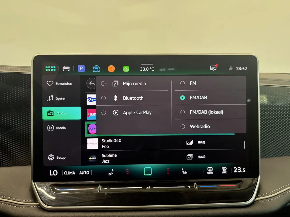 1.5 eTSI Business Navigatie Apple Carplay Android Auto Camera Parkeerhulp Adaptive Cruise Control Stoel- en stuurverwarming Memory stoelen Virtual Cockpit Climate Control