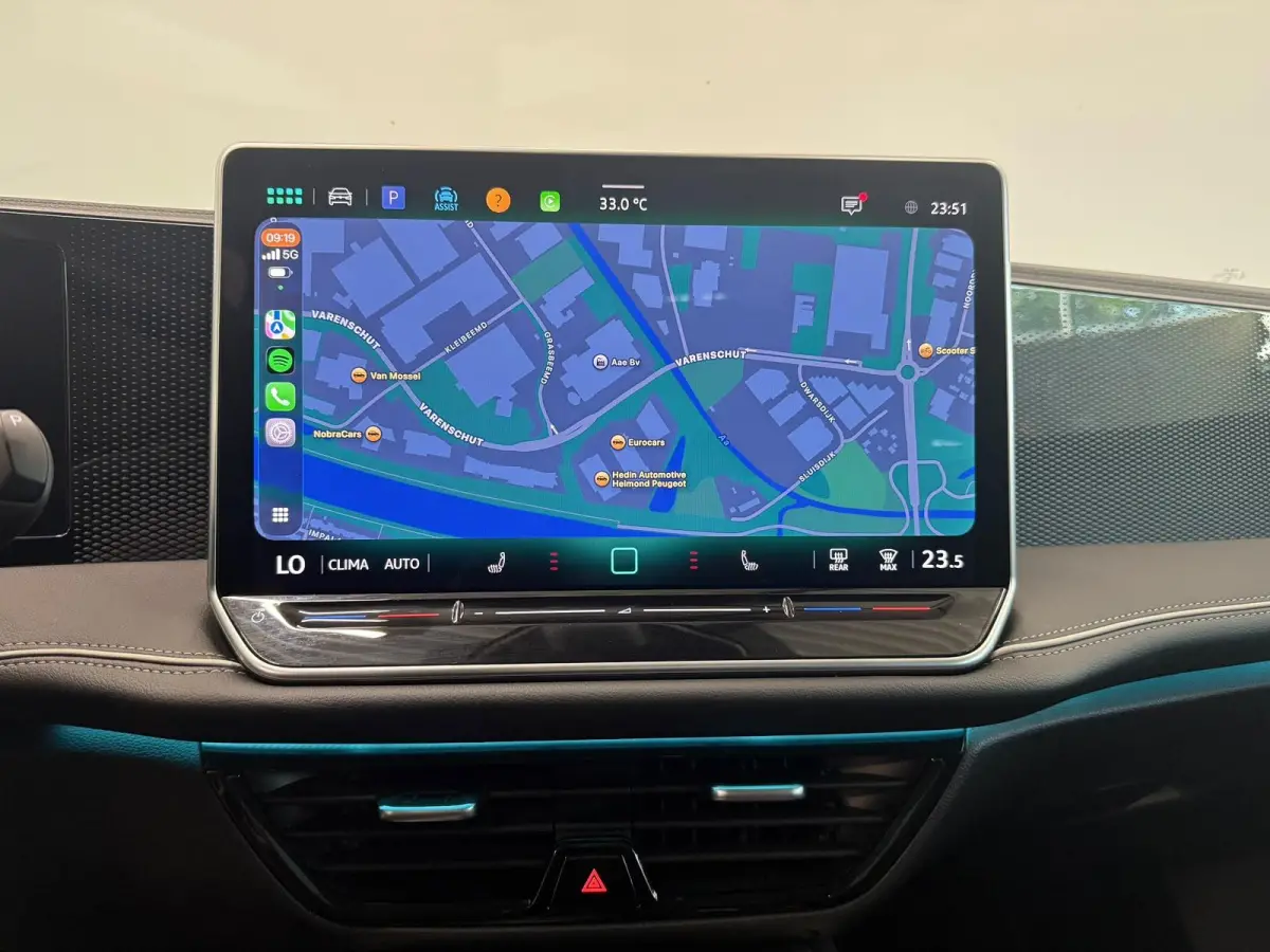 1.5 eTSI Business Navigatie Apple Carplay Android Auto Camera Parkeerhulp Adaptive Cruise Control Stoel- en stuurverwarming Memory stoelen Virtual Cockpit Climate Control