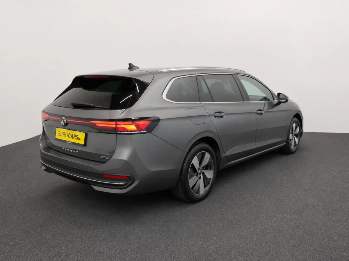 1.5 eTSI Business Navigatie Apple Carplay Android Auto Camera Parkeerhulp Adaptive Cruise Control Stoel- en stuurverwarming Memory stoelen Virtual Cockpit Climate Control