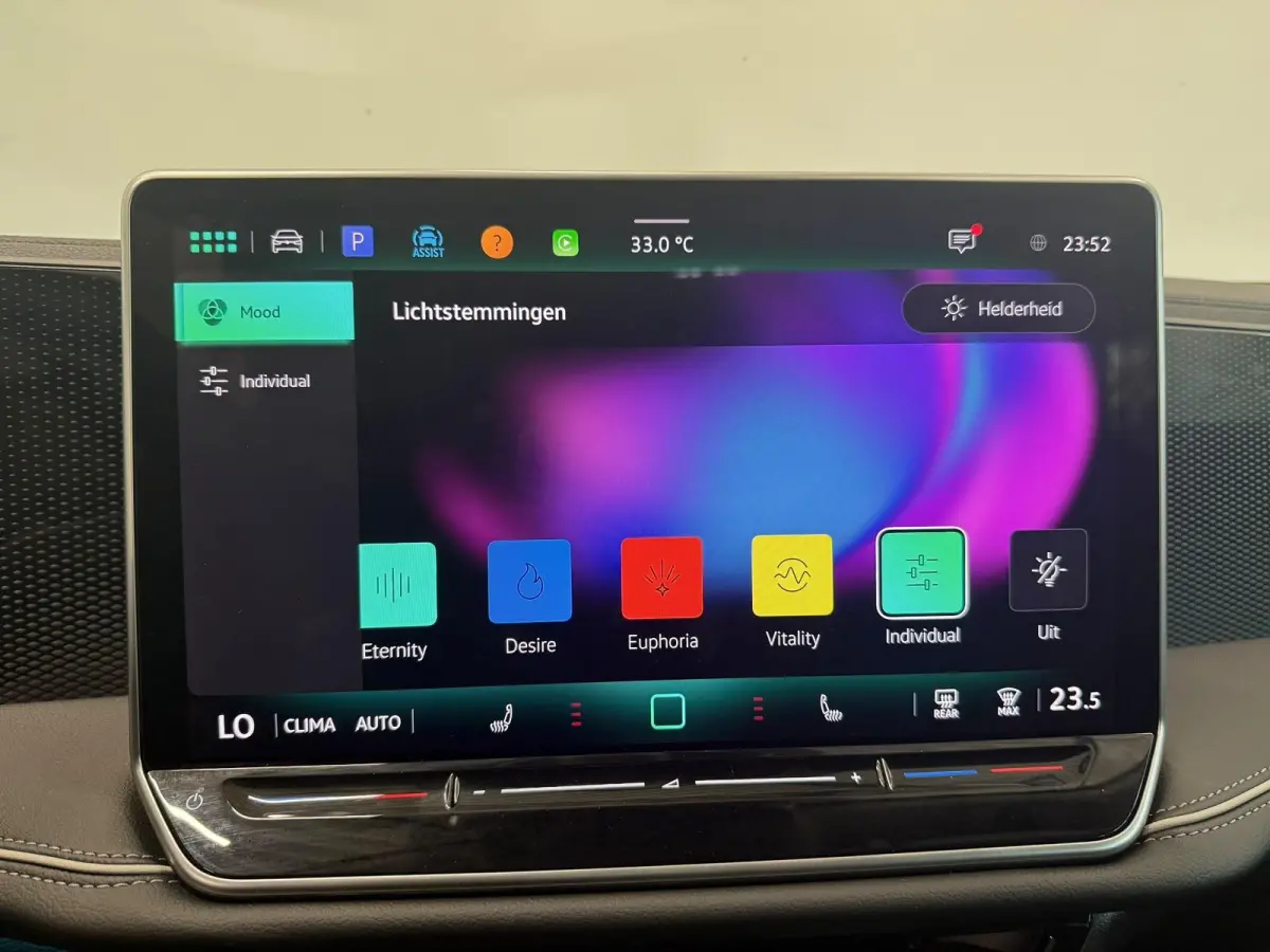 1.5 eTSI Business Navigatie Apple Carplay Android Auto Camera Parkeerhulp Adaptive Cruise Control Stoel- en stuurverwarming Memory stoelen Virtual Cockpit Climate Control