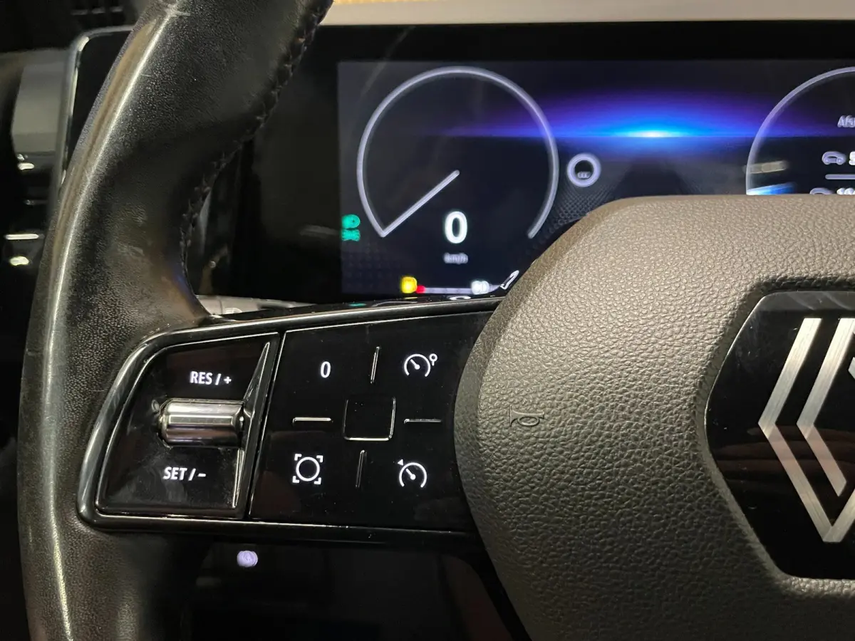 1.2|MHEV|AFN.TREKHAAK|ANDROID AUTO|APPLE CARPLAY|CLIMATE+CRUISE CONTROL|NAVIGATIE|NAP|NL-AUTO|INCL.BTW|1e EIGENAAR