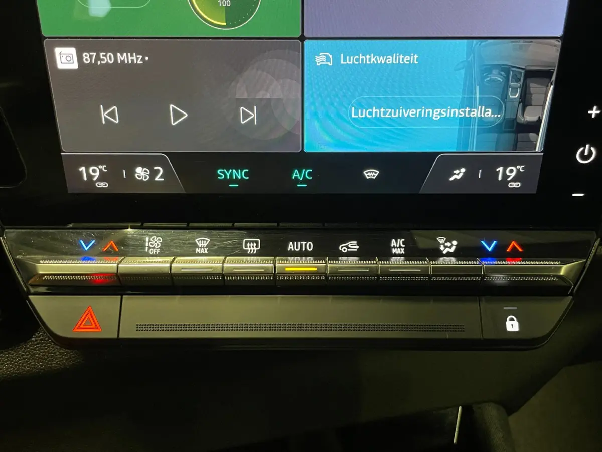 1.2|MHEV|AFN.TREKHAAK|ANDROID AUTO|APPLE CARPLAY|CLIMATE+CRUISE CONTROL|NAVIGATIE|NAP|NL-AUTO|INCL.BTW|1e EIGENAAR