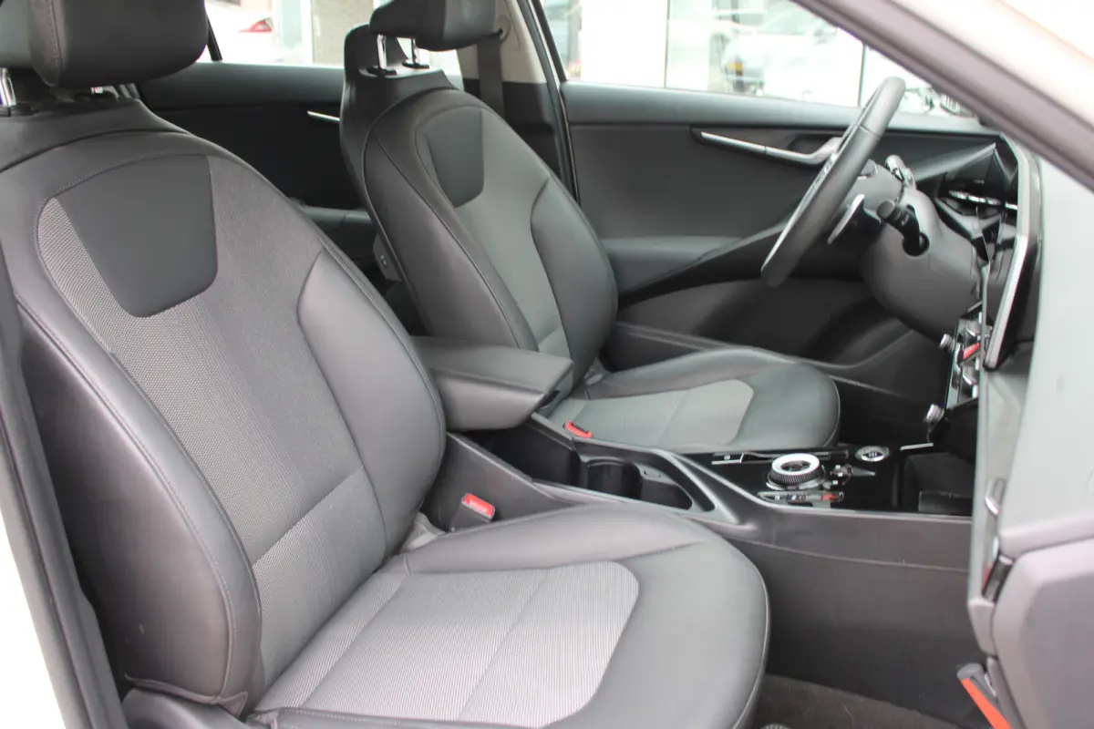 1.6 GDi Hybrid ExecutiveLine