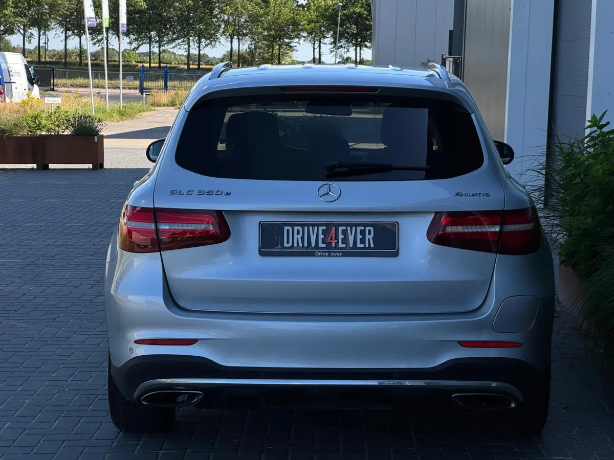 350e 4MATIC AMG M18 NAVI|LEDER|SPORTVELGEN|CAMERA|LED