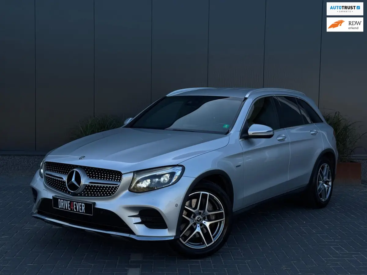 350e 4MATIC AMG M18 NAVI|LEDER|SPORTVELGEN|CAMERA|LED