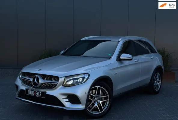 350e 4MATIC AMG M18 NAVI|LEDER|SPORTVELGEN|CAMERA|LED