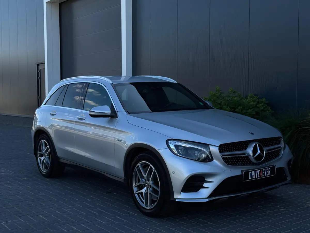 350e 4MATIC AMG M18 NAVI|LEDER|SPORTVELGEN|CAMERA|LED