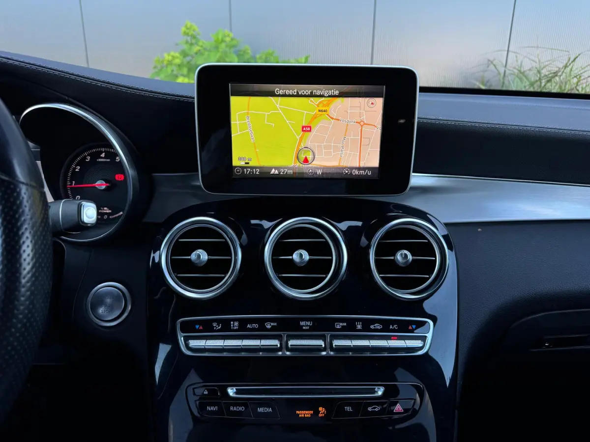 350e 4MATIC AMG M18 NAVI|LEDER|SPORTVELGEN|CAMERA|LED