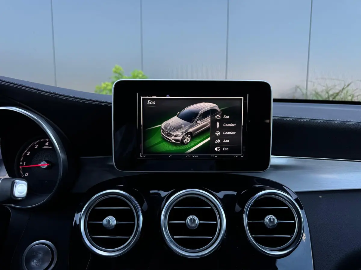350e 4MATIC AMG M18 NAVI|LEDER|SPORTVELGEN|CAMERA|LED