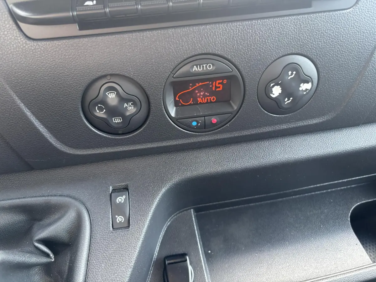 2.3 Turbo L2H2*NAVI*CAM*ECC*HAAK*CRUISE*TEL*3PERS*