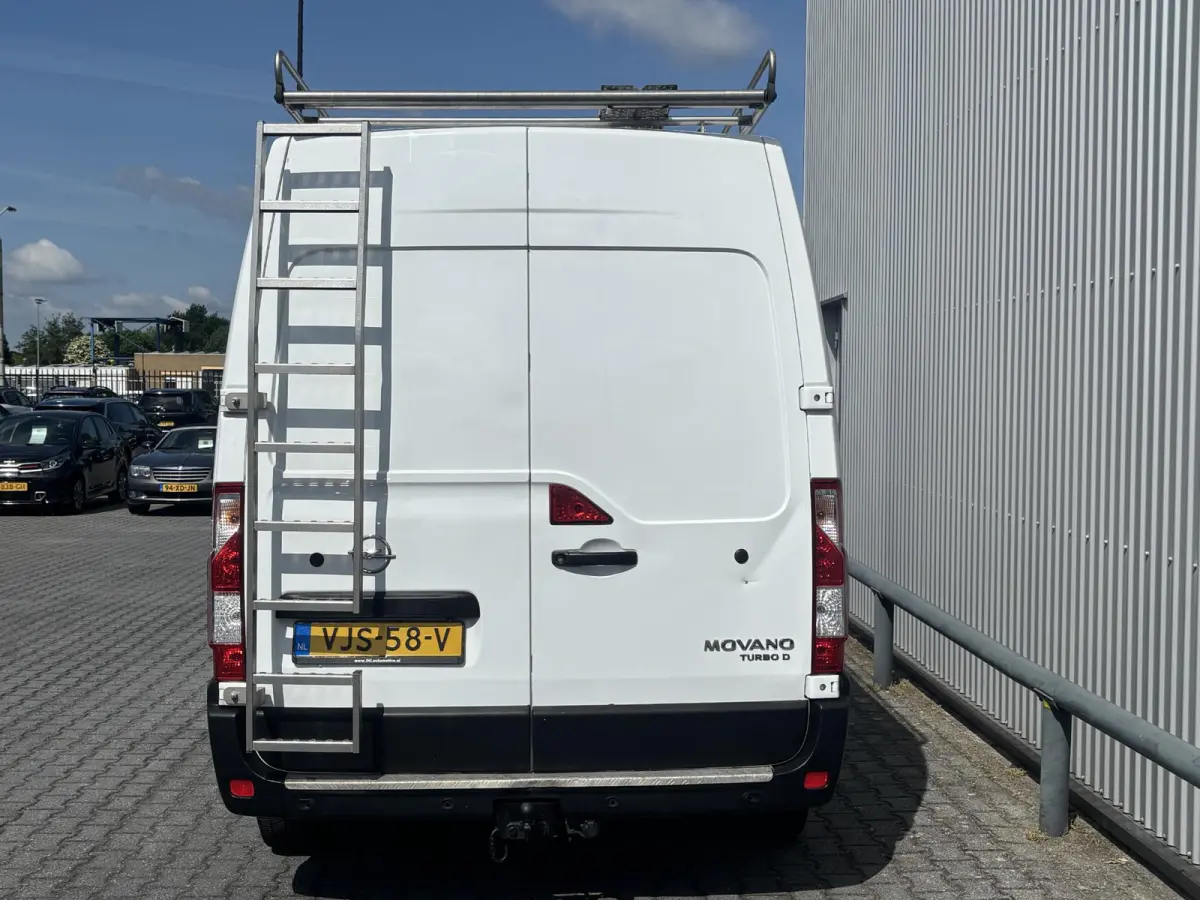 2.3 Turbo L2H2*NAVI*CAM*ECC*HAAK*CRUISE*TEL*3PERS*
