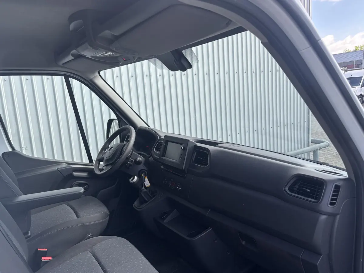 2.3 Turbo L2H2*NAVI*CAM*ECC*HAAK*CRUISE*TEL*3PERS*