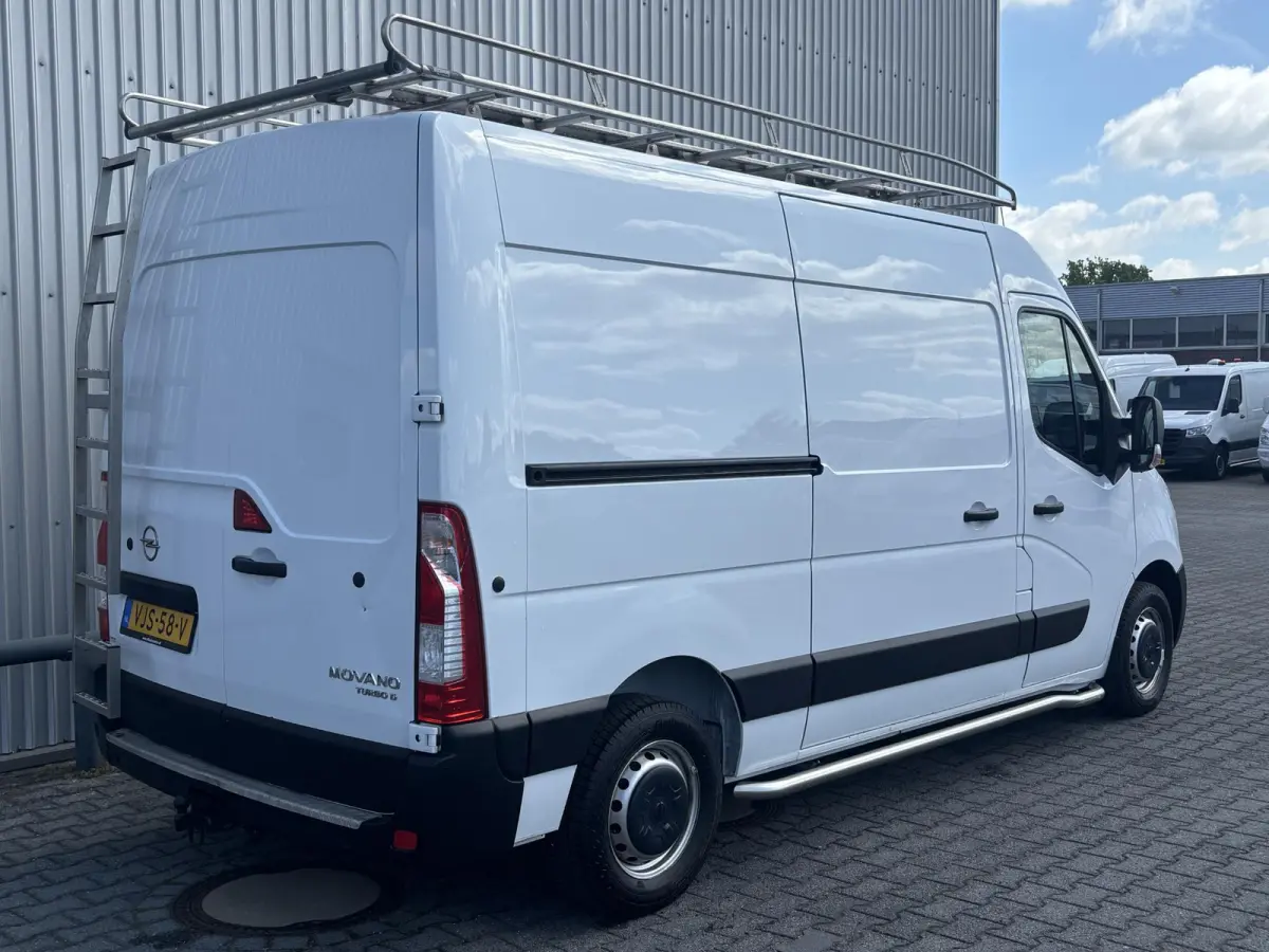 2.3 Turbo L2H2*NAVI*CAM*ECC*HAAK*CRUISE*TEL*3PERS*