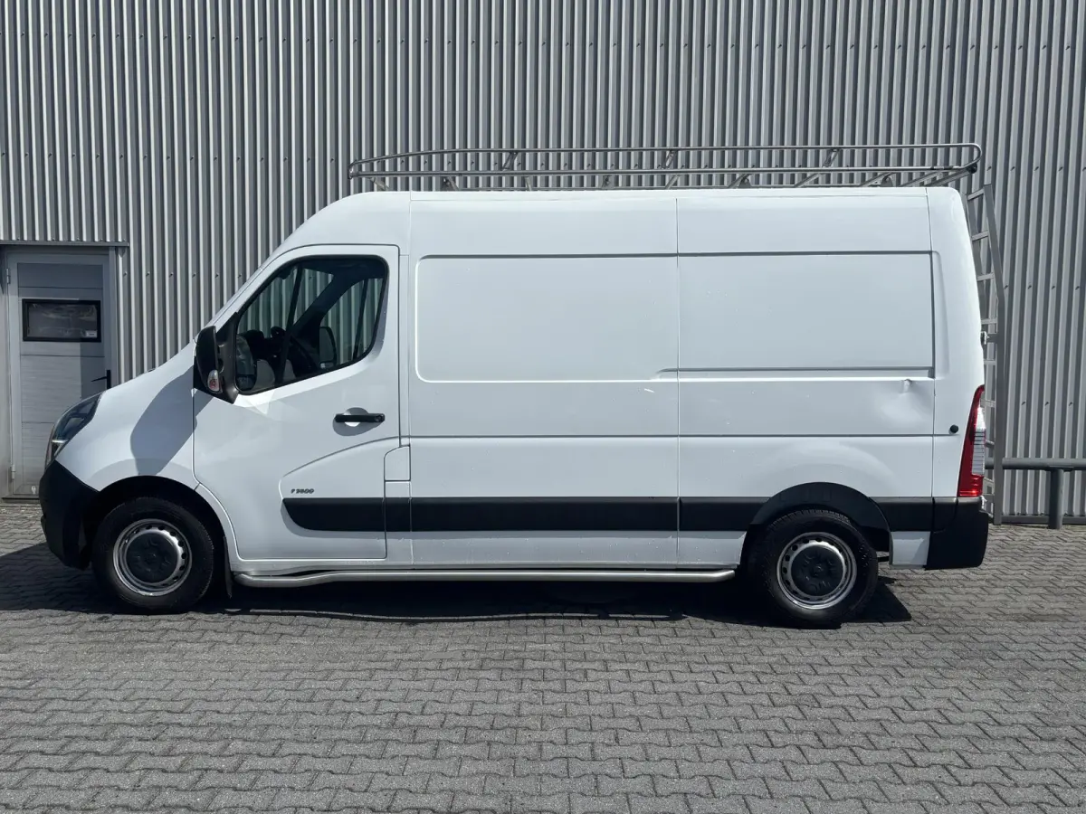 2.3 Turbo L2H2*NAVI*CAM*ECC*HAAK*CRUISE*TEL*3PERS*