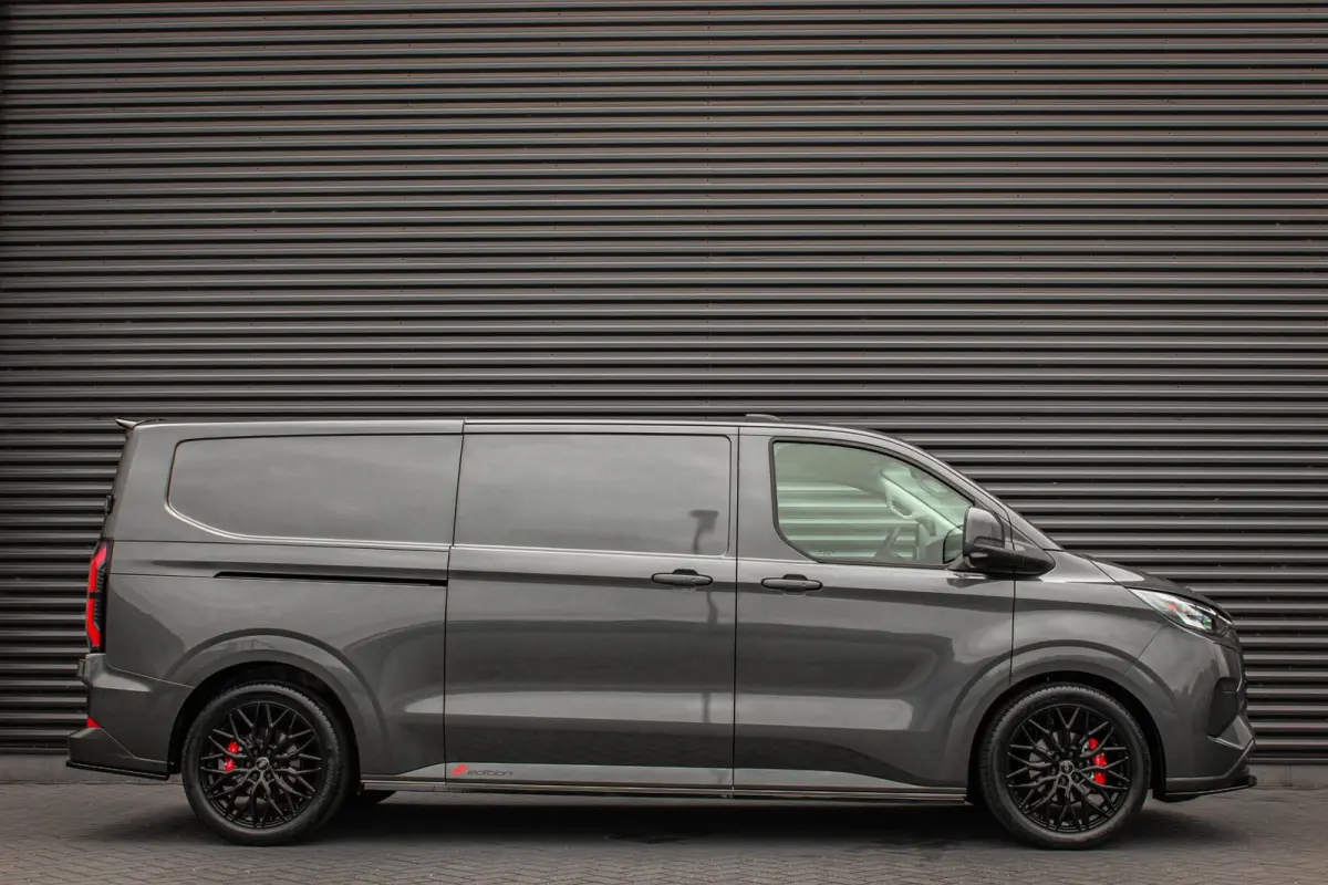 Cust. L2H1 Limited 71kWh 218PK 3-ZITS / JB-EDITON / CAMERA / 370KM RANGE / APPLE CARPLAY /DRIVERS- PACK/FULL OPTION