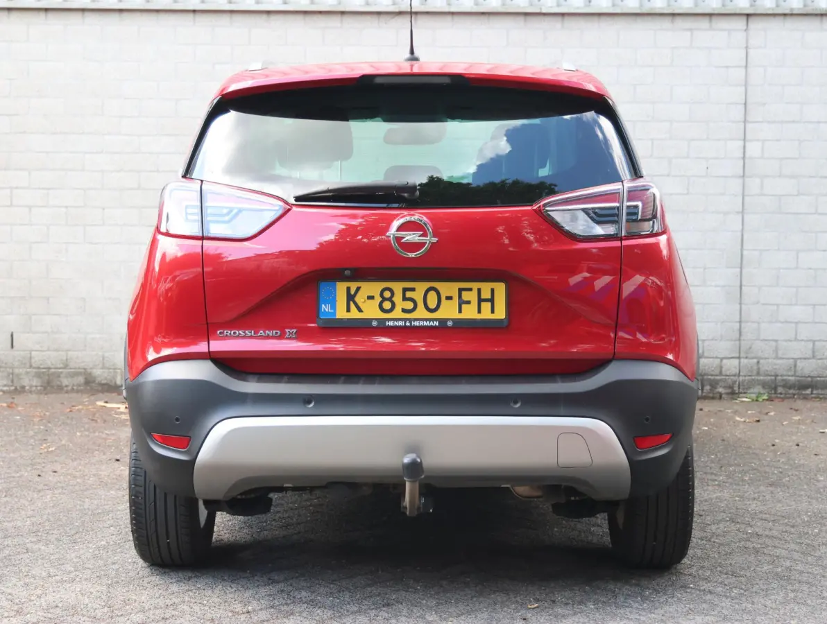 1.2 130pk Automaat Innovation | Trekhaak | AGR stoelen | Camera en parkeersensoren rondom | Stuur- en stoelverwarming