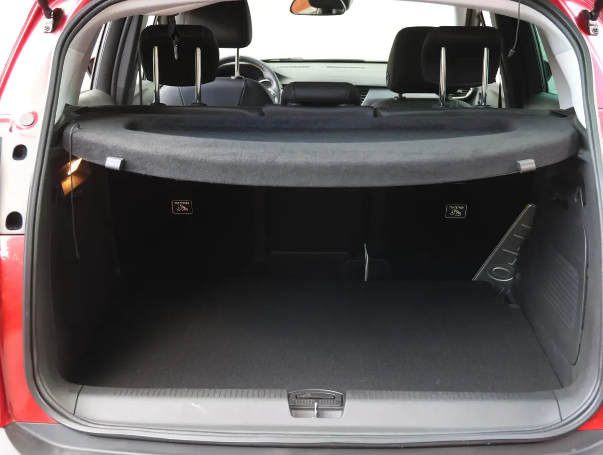 1.2 130pk Automaat Innovation | Trekhaak | AGR stoelen | Camera en parkeersensoren rondom | Stuur- en stoelverwarming