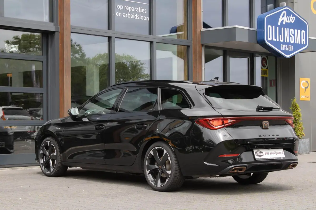 1.4 PHEV Essential|Stuurverwarming|Camera|