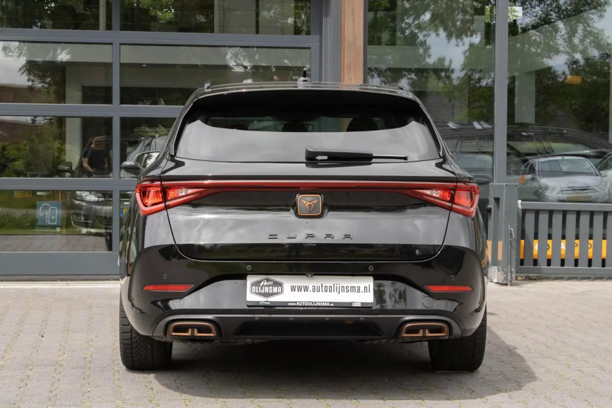 1.4 PHEV Essential|Stuurverwarming|Camera|