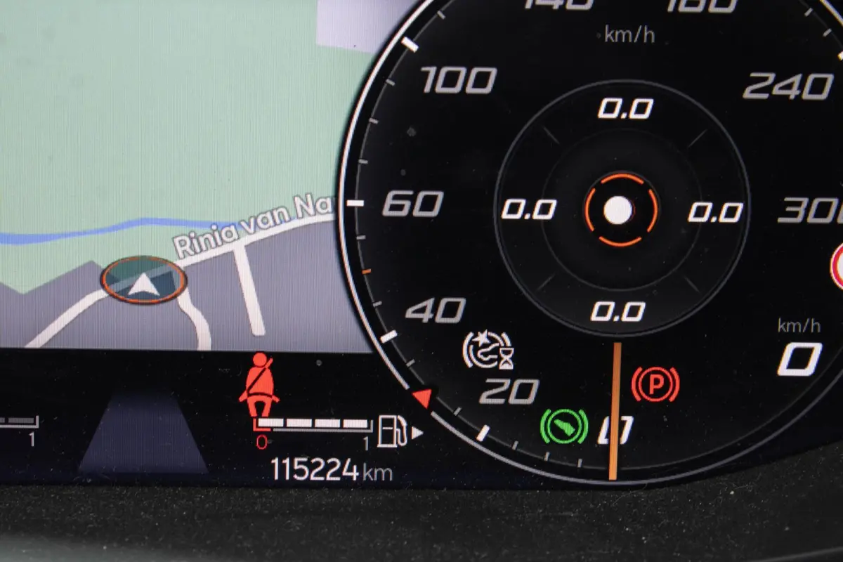 1.4 PHEV Essential|Stuurverwarming|Camera|