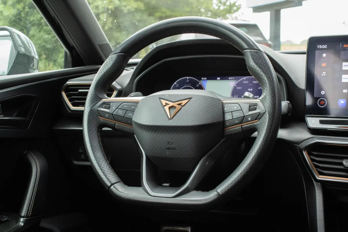 1.4 PHEV Essential|Stuurverwarming|Camera|