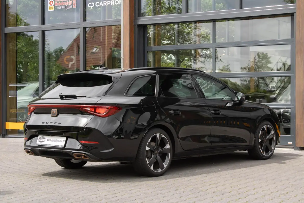 1.4 PHEV Essential|Stuurverwarming|Camera|
