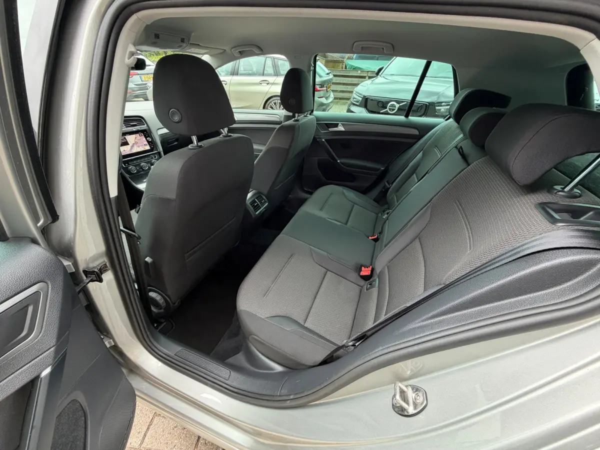 1.5 TSI Comfortline / ACC / Carplay / Park Pilot / NL Auto met NAP.