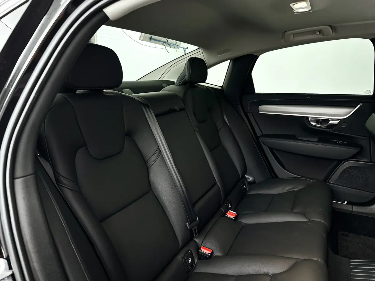 T8 AWD Plus Bright | Panoramadak | 360° camera | Harman Kardon | Stoel- en Stuurverwarming | Trekhaak