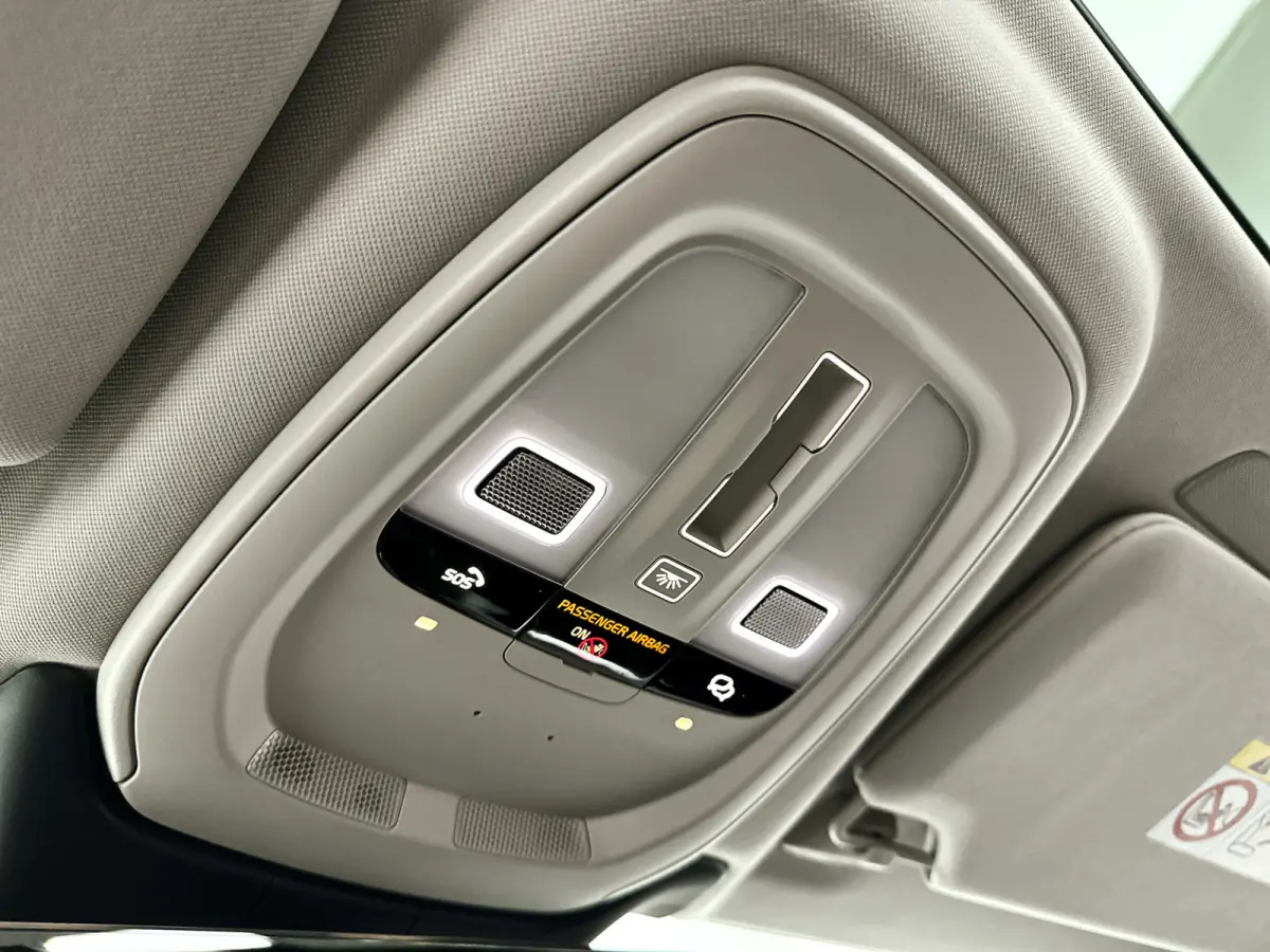 T8 AWD Plus Bright | Panoramadak | 360° camera | Harman Kardon | Stoel- en Stuurverwarming | Trekhaak