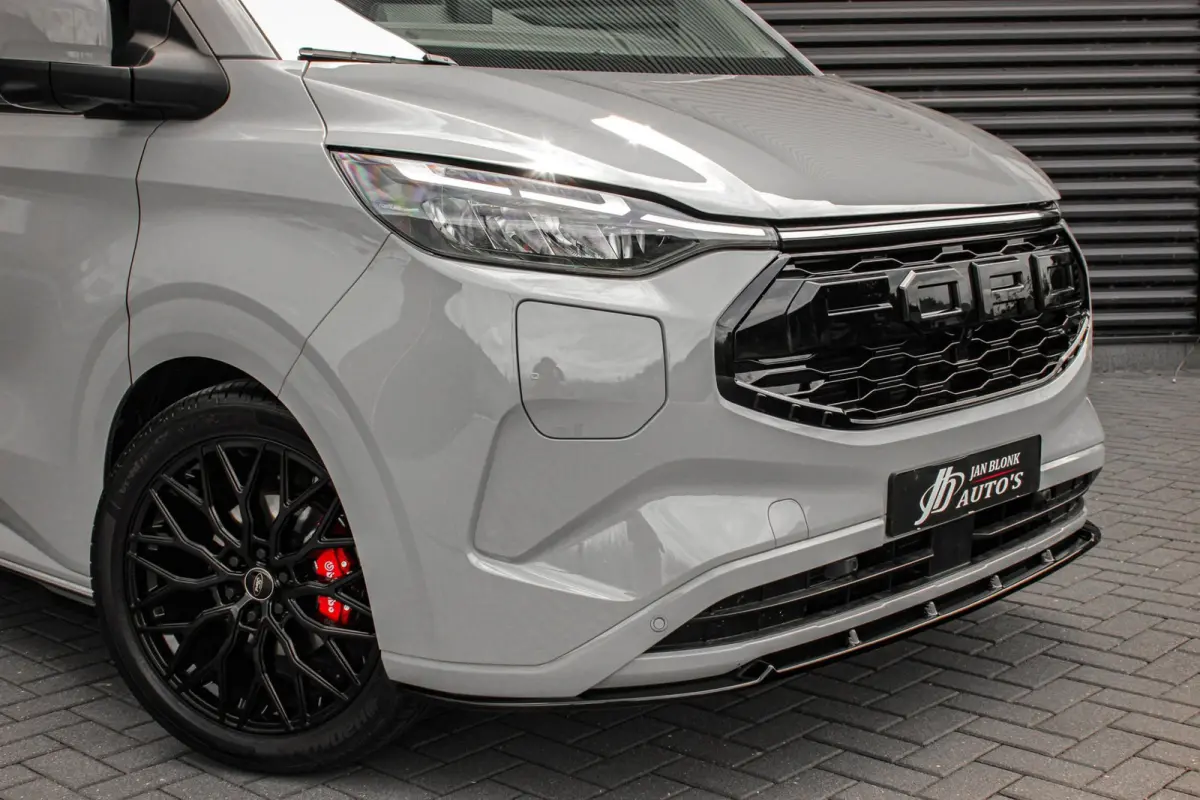 Cust. 340 L2H1 Limited 71 kWh 218PK / JB- EDITON / CAMERA / 370KM RANGE /APPLE CARPLAY /DRIVERS- PACK /FULL OPTIONS