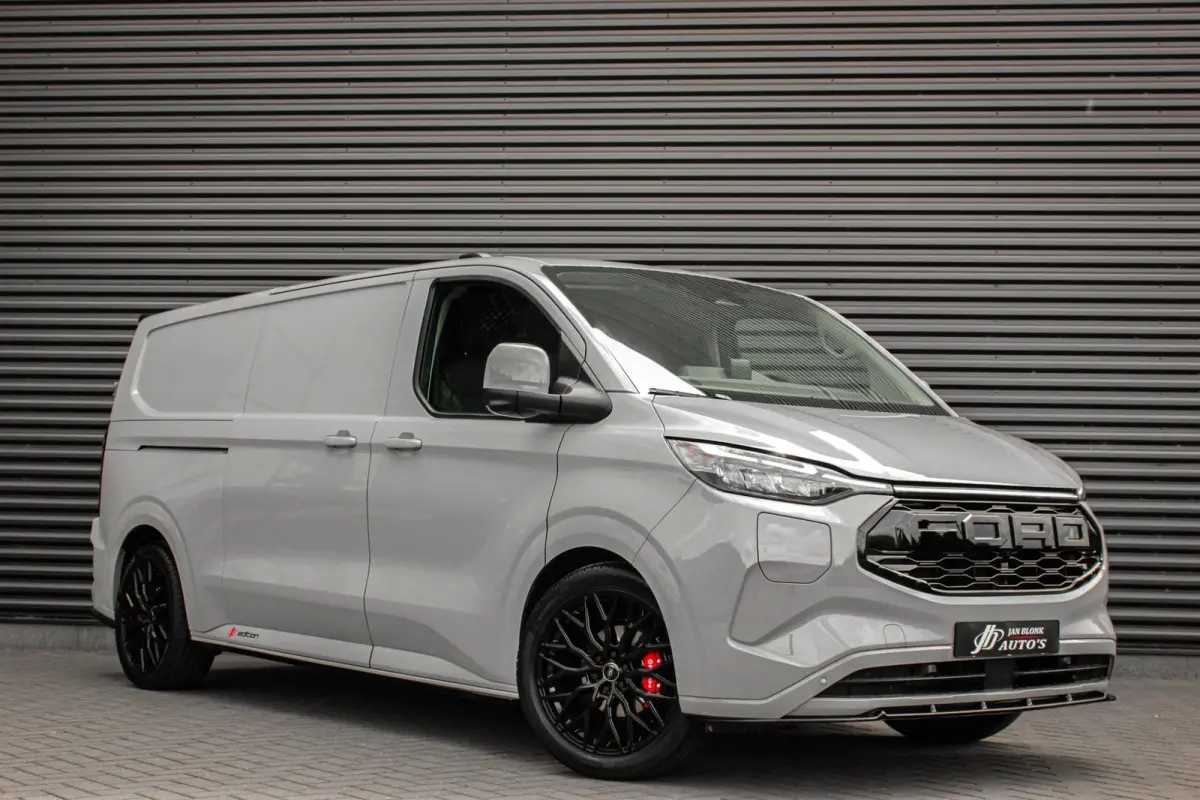 Cust. 340 L2H1 Limited 71 kWh 218PK / JB- EDITON / CAMERA / 370KM RANGE /APPLE CARPLAY /DRIVERS- PACK /FULL OPTIONS