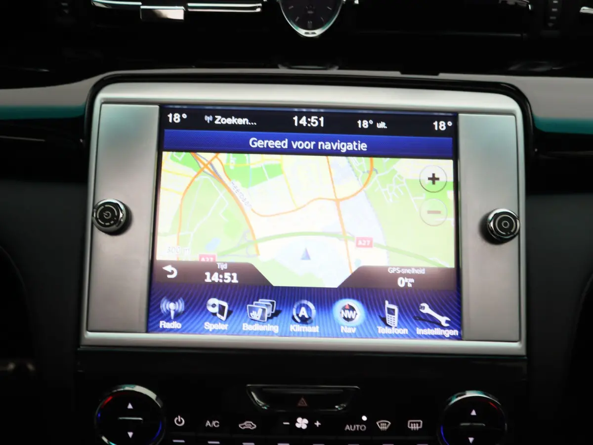 3.0 S Q4 | Panoramadak | NAVI | Camera | Stoelverwarming |