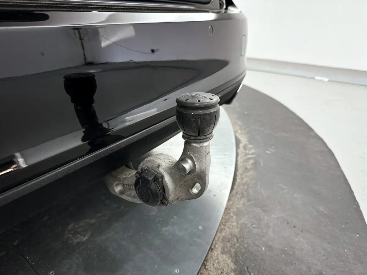 T5 Momentum | Park assist | Stoelverwarming | Cruise control | Navigatie